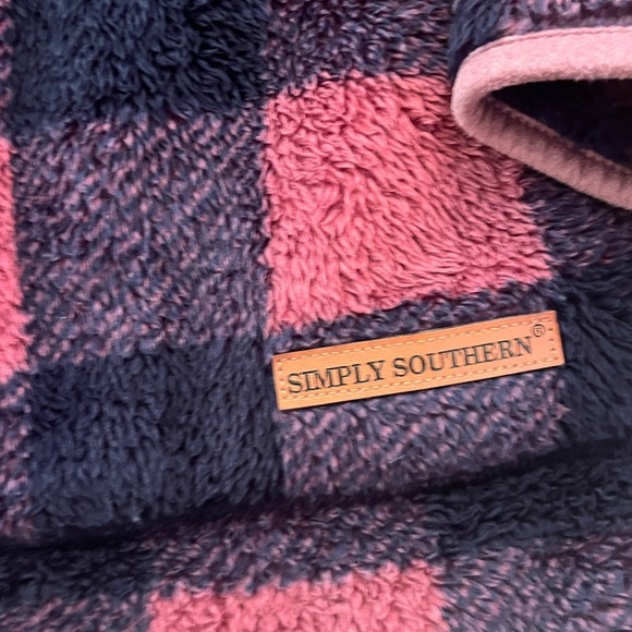 Simply Southern Quilted Pullover Small - Picture 2 of 4